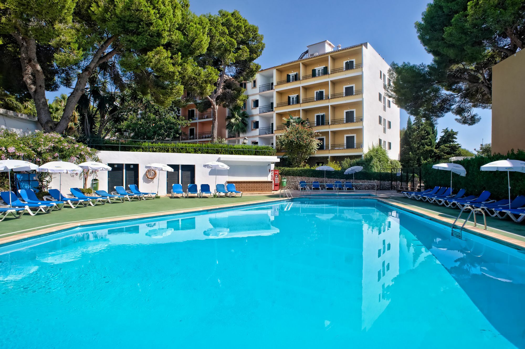 Hotel Cala Murada 3*
